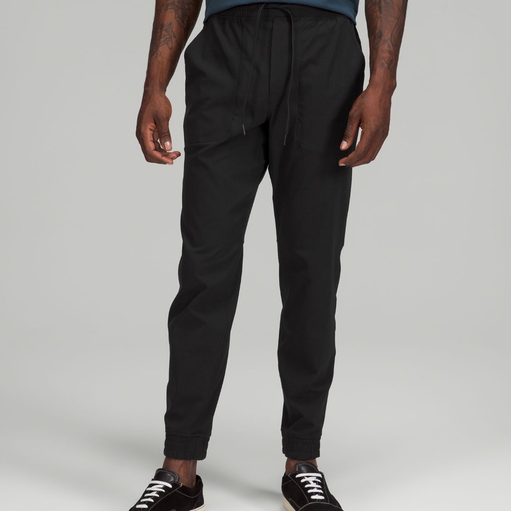 Men’s Grey Lululemon ABC Jogger Pants